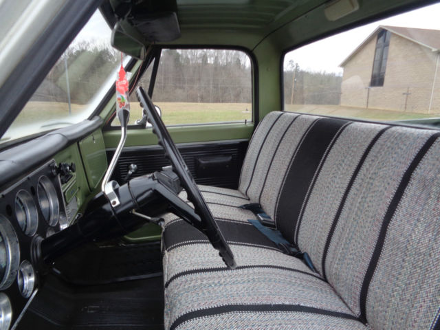 1970 green Chevrolet C-10