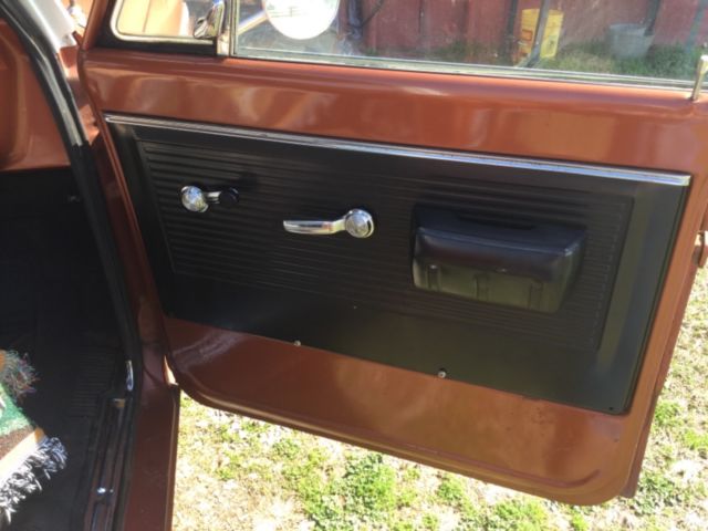 1970 Tan Chevrolet C-10 Standard Cab Pickup