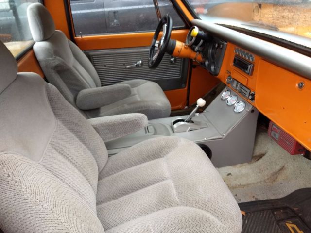 1970 Orange Chevrolet C-10 Standard Cab Pickup
