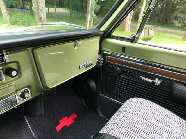 1970 Green and White Chevrolet C-10 Pickup