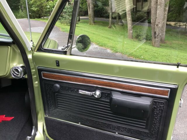 1970 Green and White Chevrolet C-10 Pickup