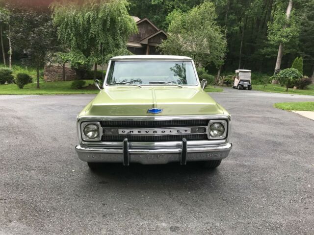1970 Green and White Chevrolet C-10 Pickup