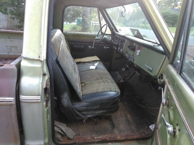 1970 Green Chevrolet C-10 Standard Cab Pickup