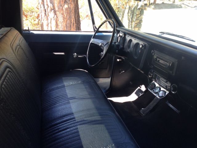 1970 Blue Chevrolet C-10 Standard Cab Pickup