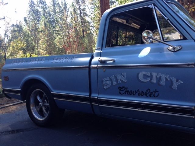 1970 Blue Chevrolet C-10 Standard Cab Pickup