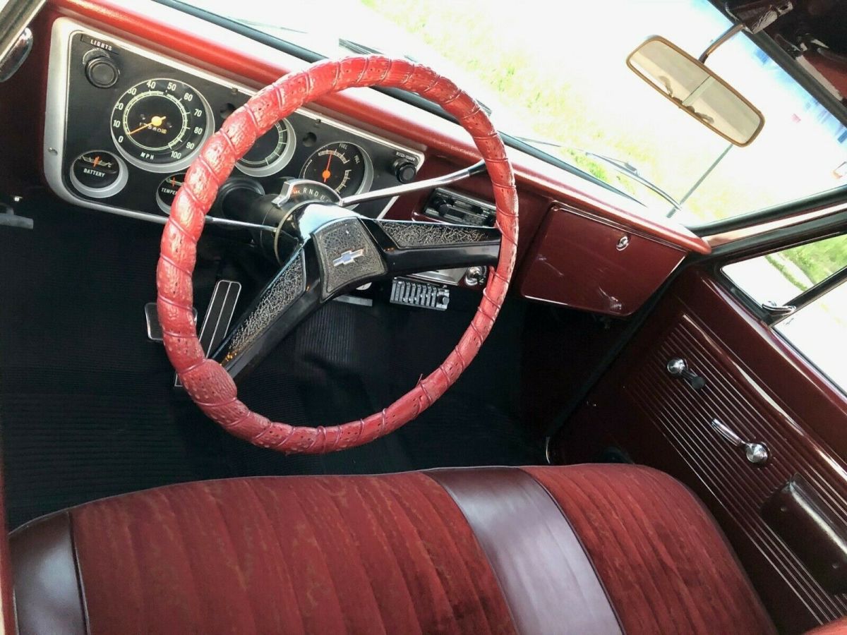 1970 White Chevrolet C-10 Cab & Chassis