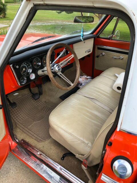 1970 Orange Chevrolet C-10 Standard Cab Pickup