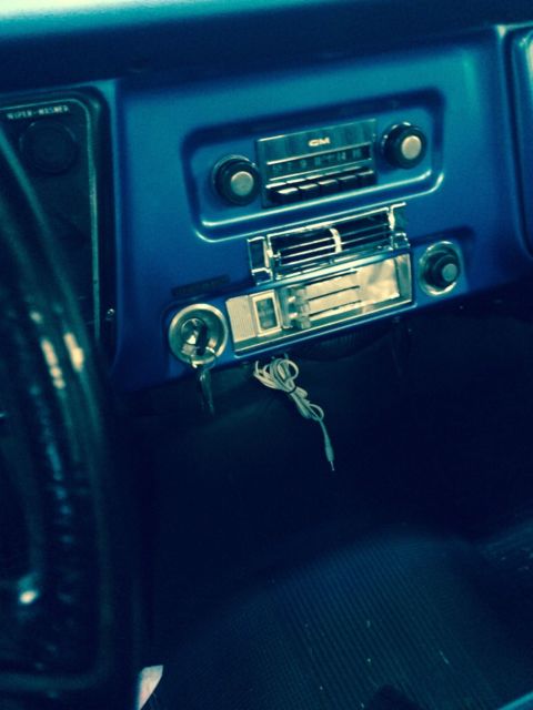 1970 Blue Chevrolet C-10 Standard Cab Pickup