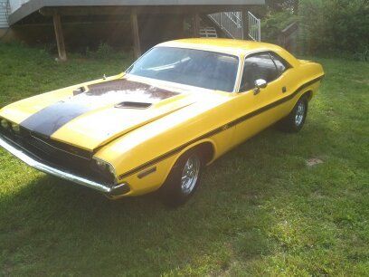 1970 Yellow Dodge Challenger Coupe