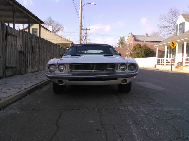 1970 White Dodge Challenger Coupe