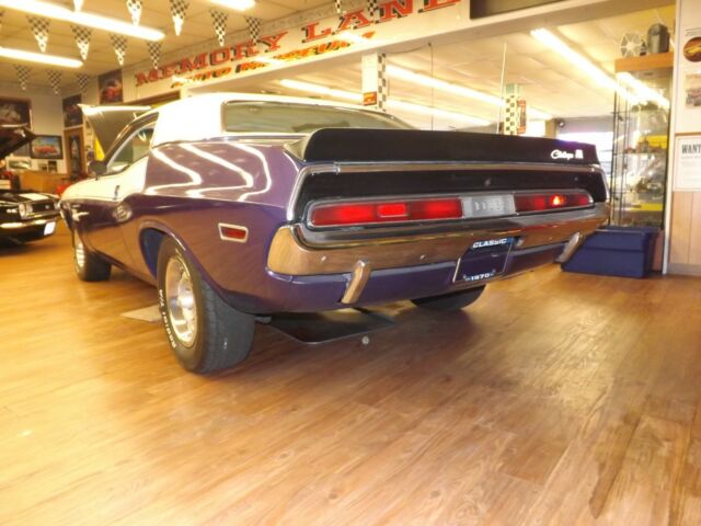1970 PURPLE Dodge Challenger