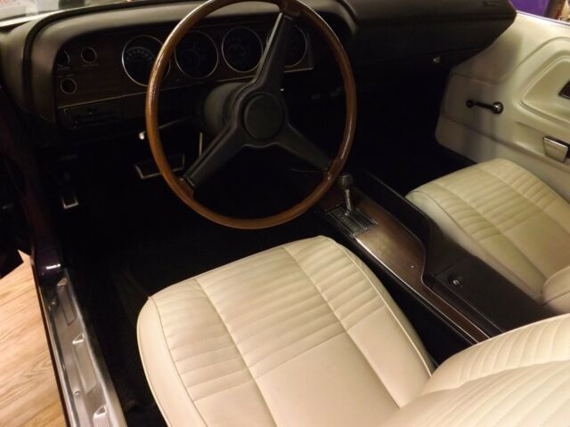 1970 PURPLE Dodge Challenger