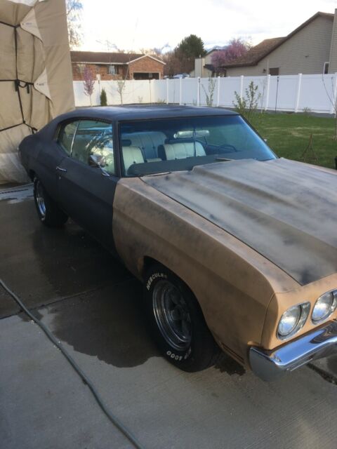 1970 Primer Chevrolet Chevelle Coupe