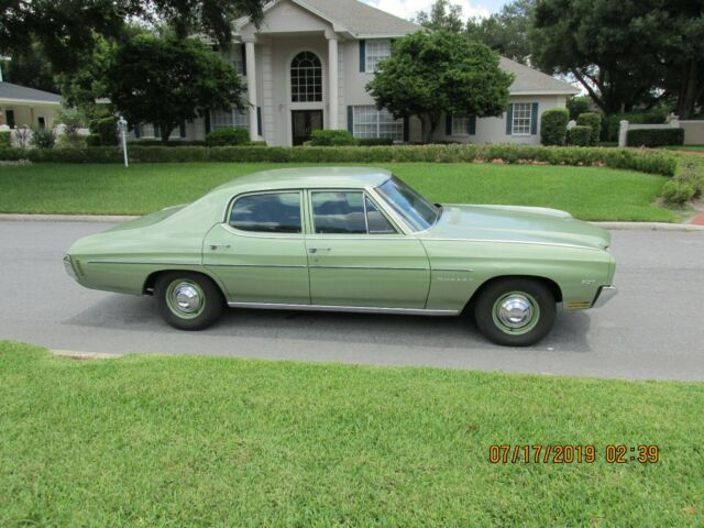 1970 Green Chevrolet Chevelle 4 Door