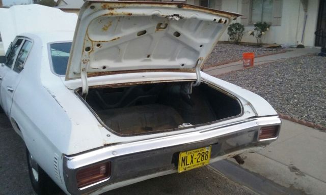 1970 White Chevrolet Chevelle