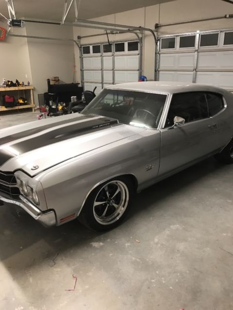 1970 Silver Chevrolet Chevelle Coupe