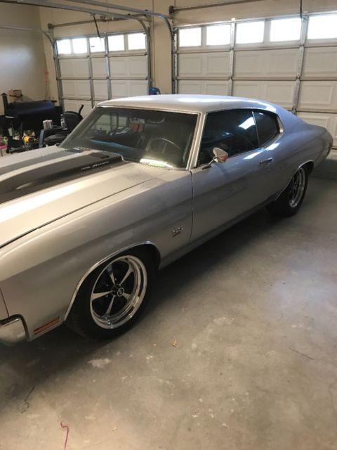 1970 Silver Chevrolet Chevelle Coupe