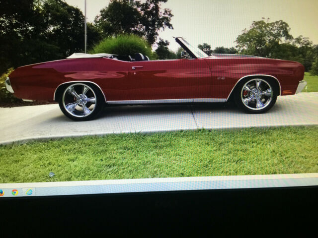 1971 Red Chevrolet Chevelle Convertible