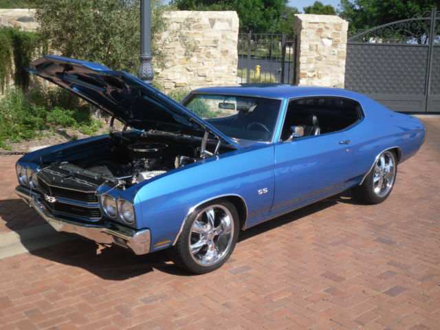 1970 Blue Chevrolet Chevelle Coupe
