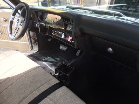 1970 White Chevrolet El Camino Standard Cab Pickup