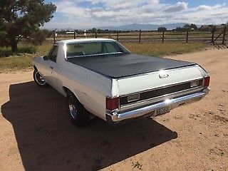 1970 White Chevrolet El Camino Standard Cab Pickup