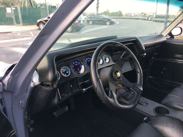 1970 Flat Grey/yellow stripes Chevrolet Chevelle Coupe