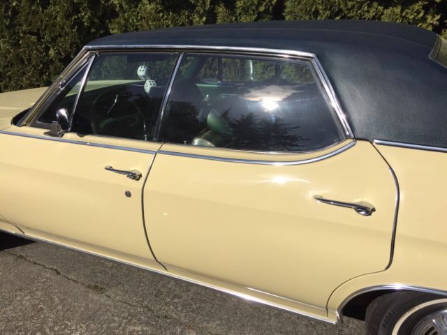 1970 Yellow Chevrolet Chevelle Sedan