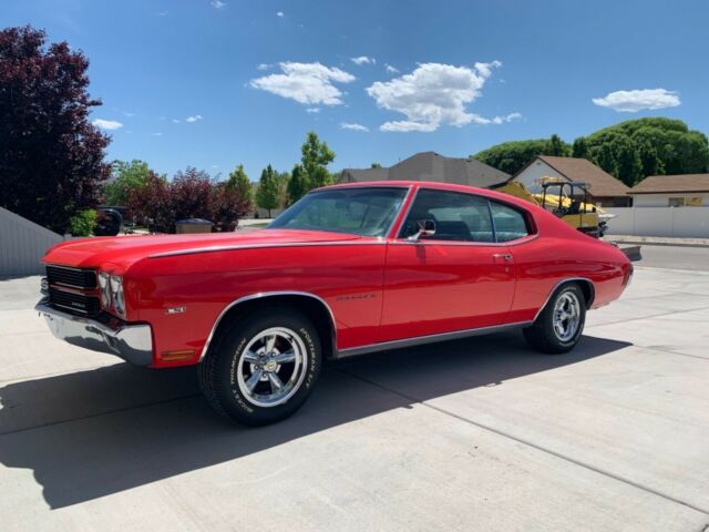 1970 Red Chevrolet Chevelle Coupe