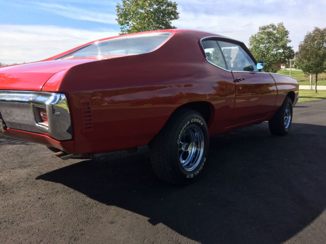 1970 Red Chevrolet Chevelle Coupe