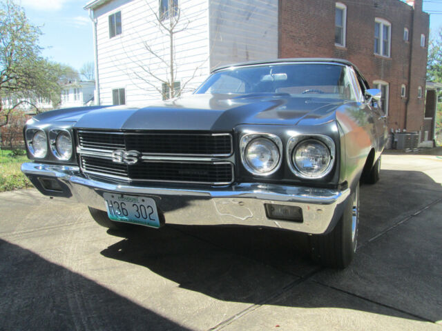 1970 Silver Chevrolet Chevelle Convertible