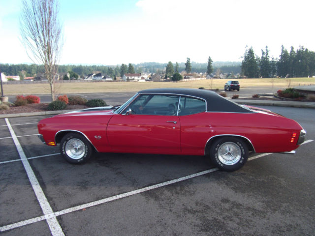 1970 Cranberry Red Chevrolet Chevelle Coupe