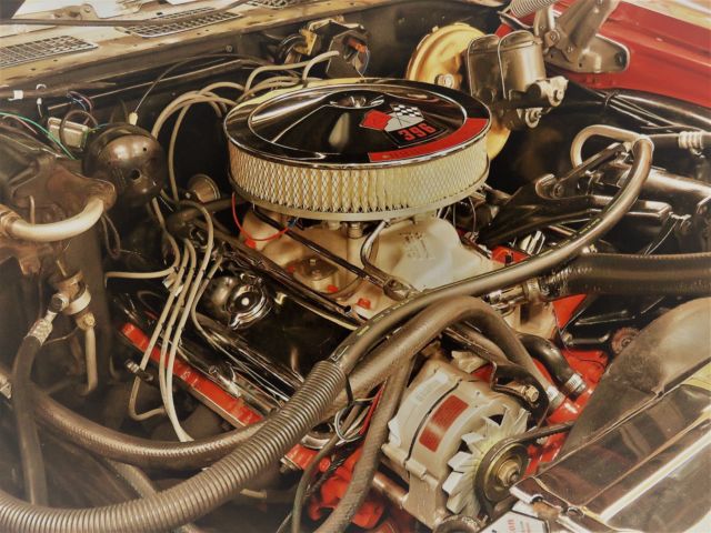 1970 Red Chevrolet Chevelle Coupe