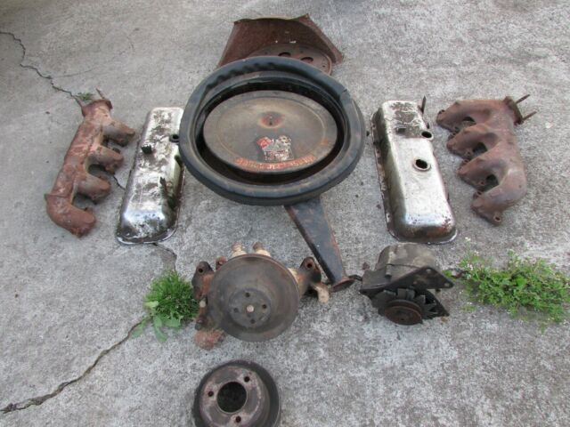 1970 gold Chevrolet Chevelle Coupe