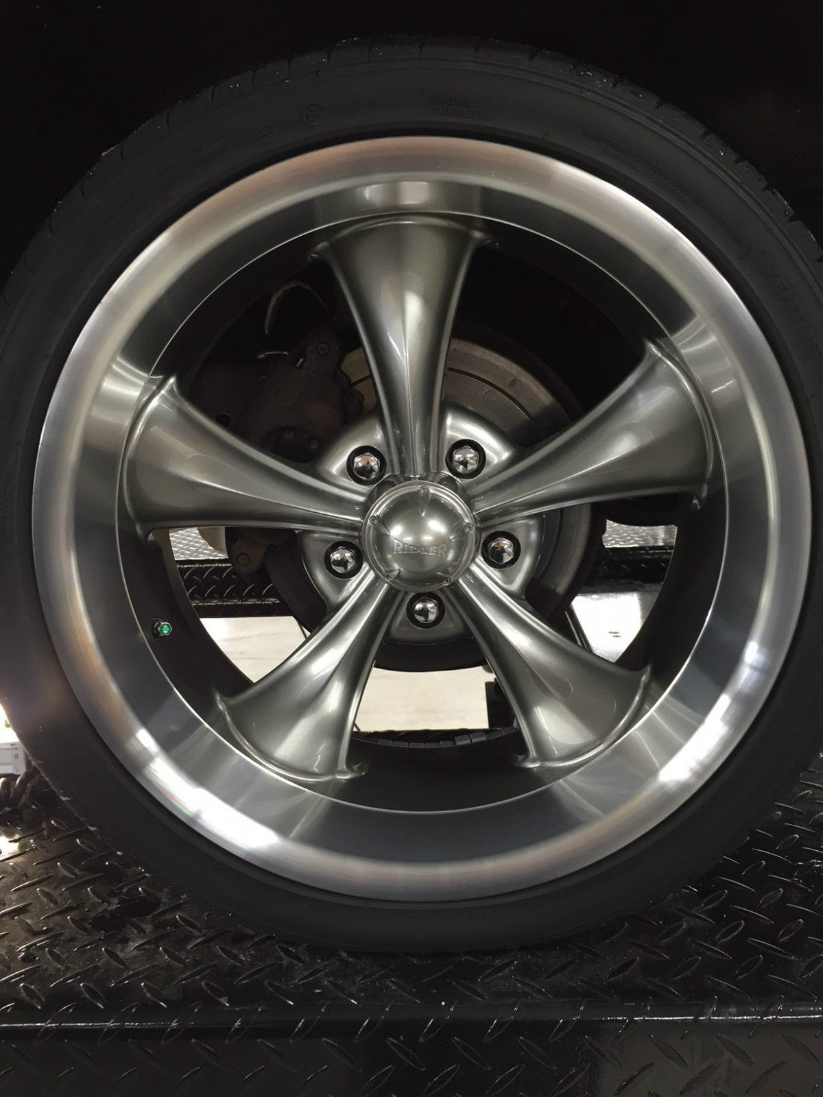 1970 Shadow Gray Chevrolet Chevelle Coupe