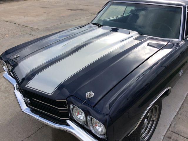 1970 Blue Chevrolet Chevelle Coupe