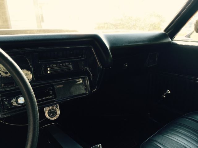 1970 Red Chevrolet Chevelle Coupe