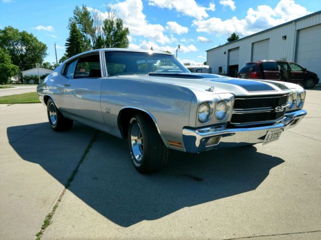 1970 Cortez Silver Chevrolet Chevelle Coupe