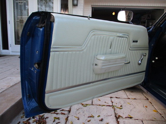 1970 RED Chevrolet Chevelle Coupe