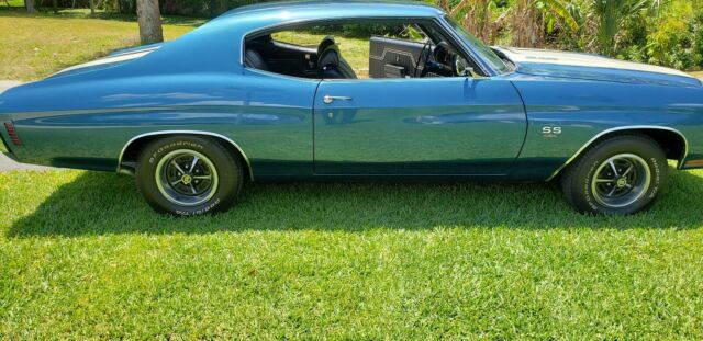 1970 FATHOM  BLUE Chevrolet Chevelle Coupe