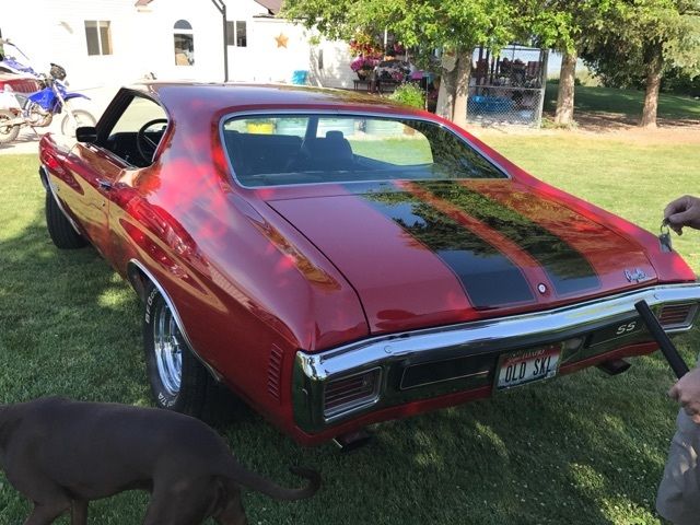 1970 Red Chevrolet Chevelle Coupe