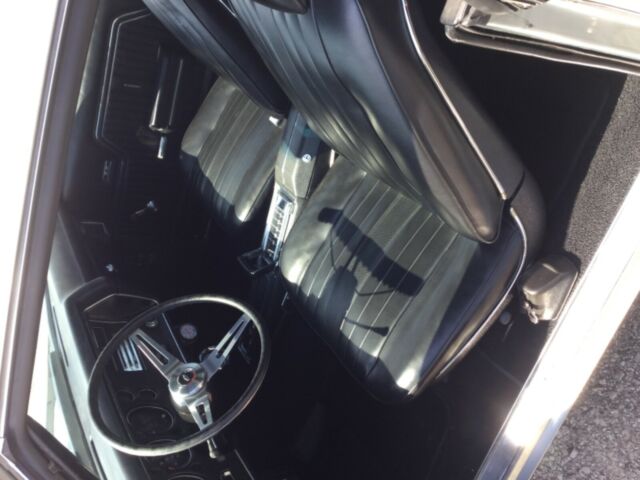 1970 Silver Chevrolet Chevelle Coupe