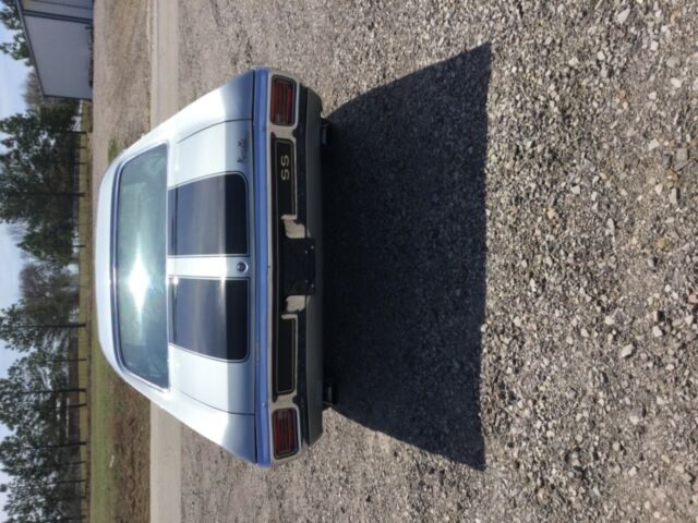 1970 Silver Chevrolet Chevelle Coupe