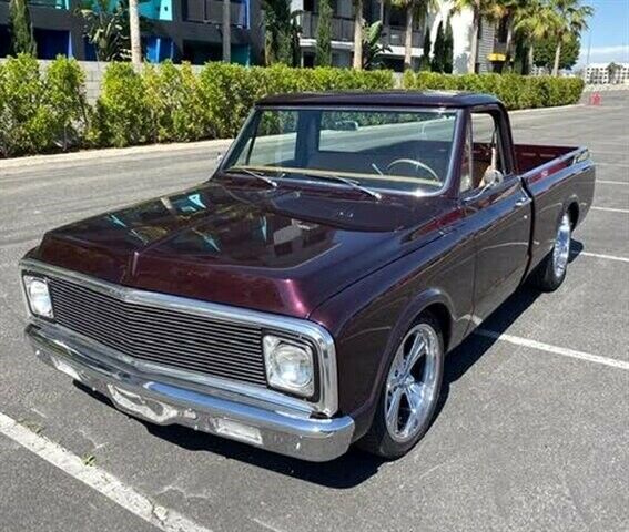 1970 Black Chevrolet C-10 --