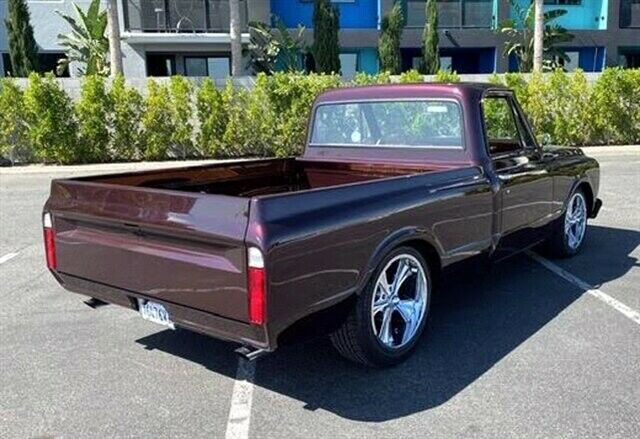 1970 Black Chevrolet C-10 --