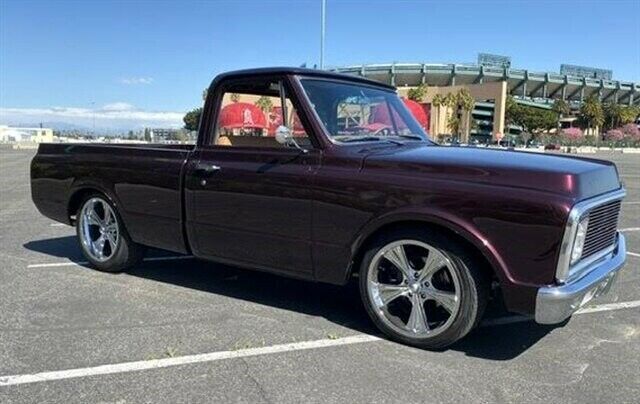 1970 Black Chevrolet C-10 --