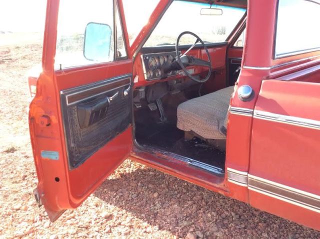 1970 Red Chevrolet C-10