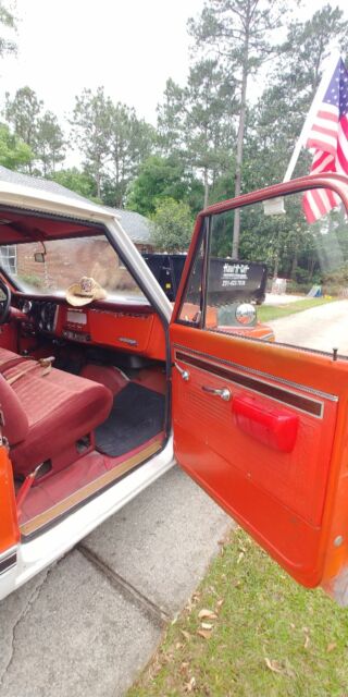 1970 Orange Chevrolet C-10 Cab & Chassis