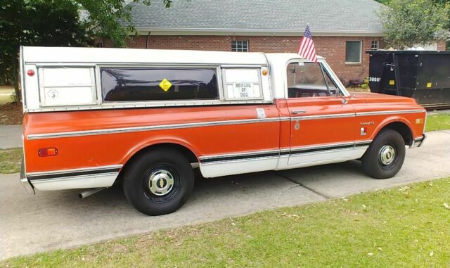 1970 Orange Chevrolet C-10 Cab & Chassis