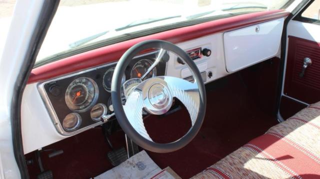 1970 artic white Chevrolet C-10 fleetside