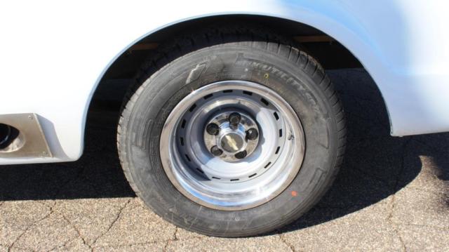 1970 artic white Chevrolet C-10 fleetside